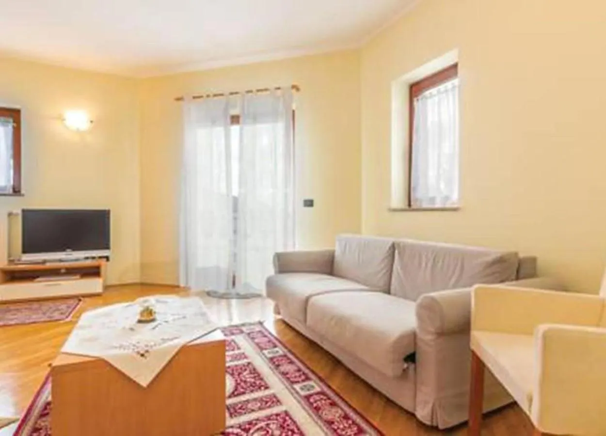 Apartments House Villa Teuta Close To The Sea Umag Guest house