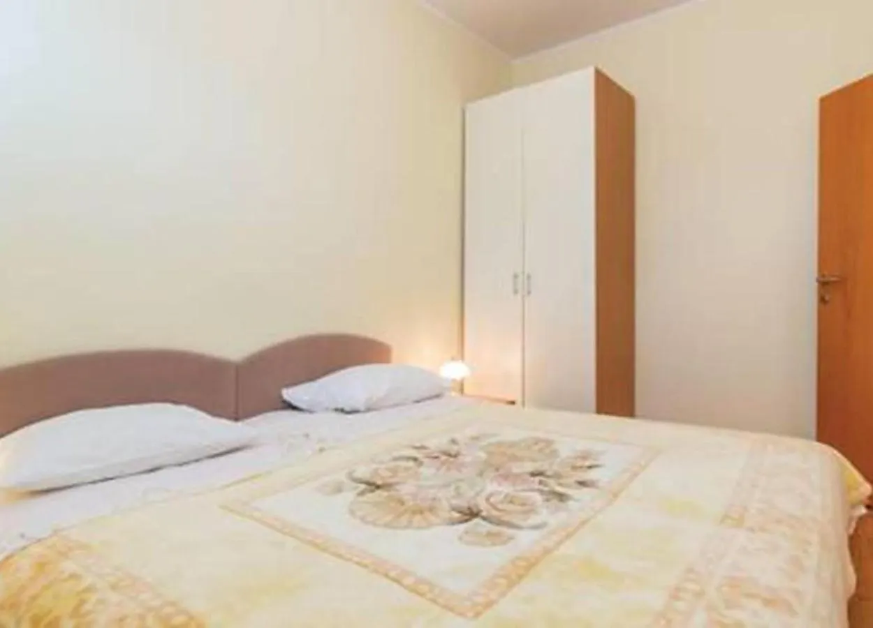 Guest house Apartments House Villa Teuta Close To The Sea Umag