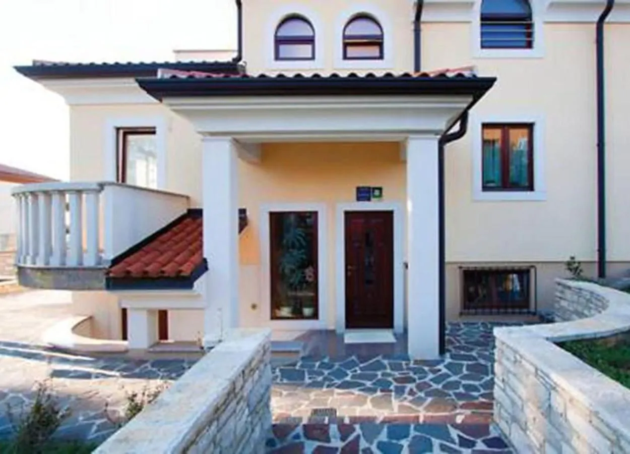 Apartments House Villa Teuta Close To The Sea Umag